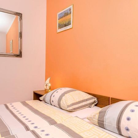 Apartments And Room Take It Easy Tribalj Exterior foto