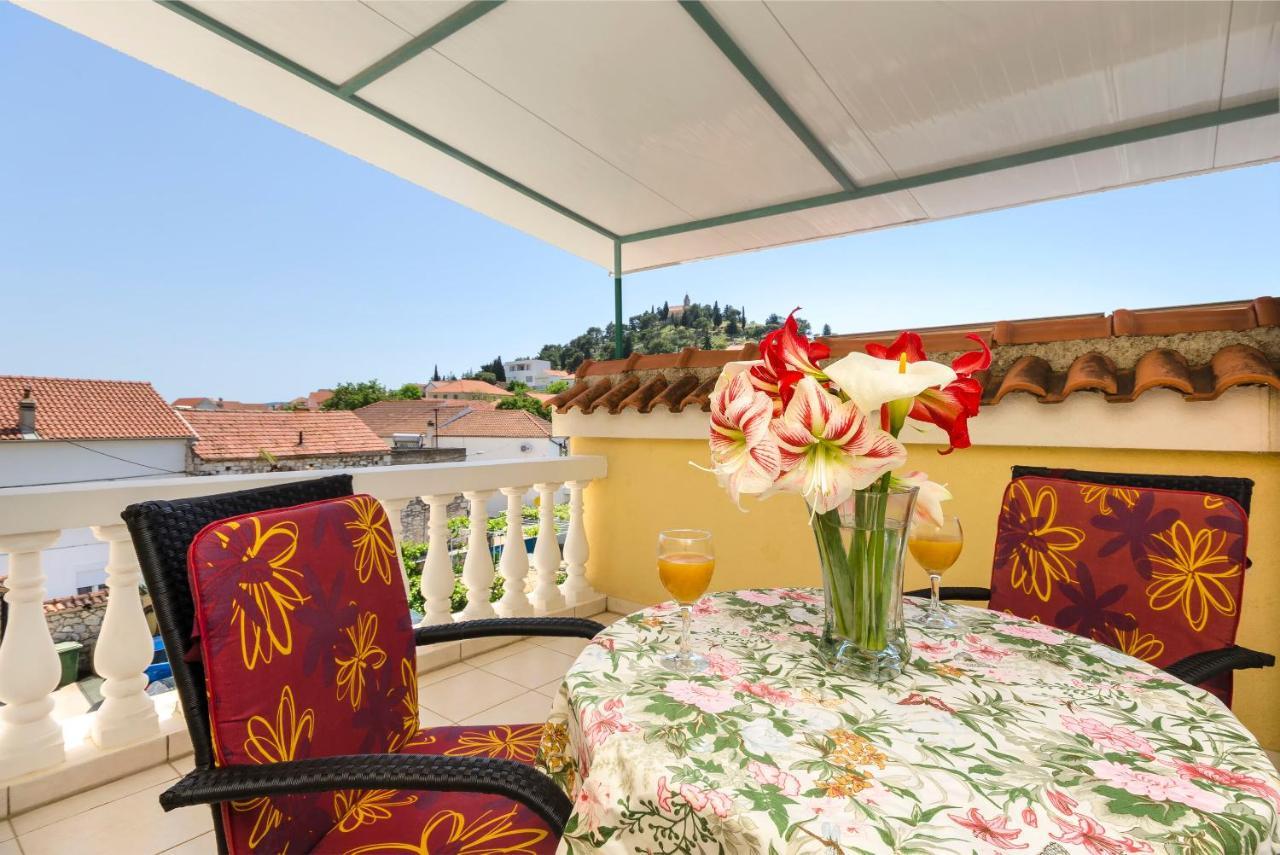 Apartments And Room Take It Easy Tribalj Exterior foto