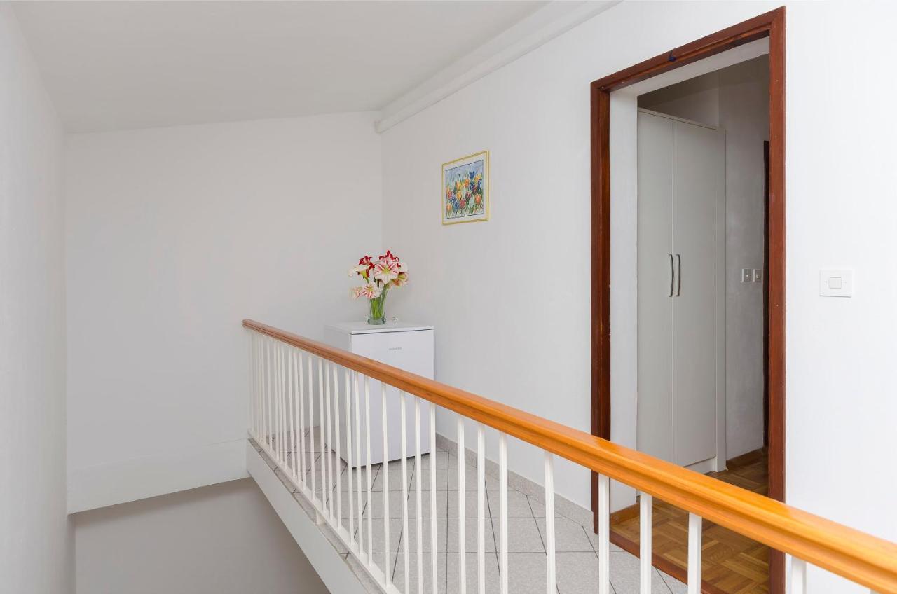 Apartments And Room Take It Easy Tribalj Exterior foto